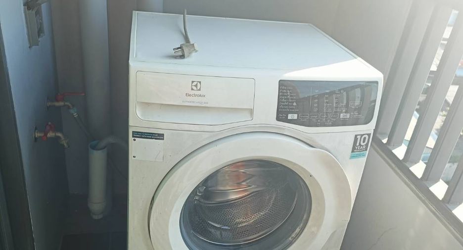 À vendre 1 chambre condo à Din Daeng, Bangkok