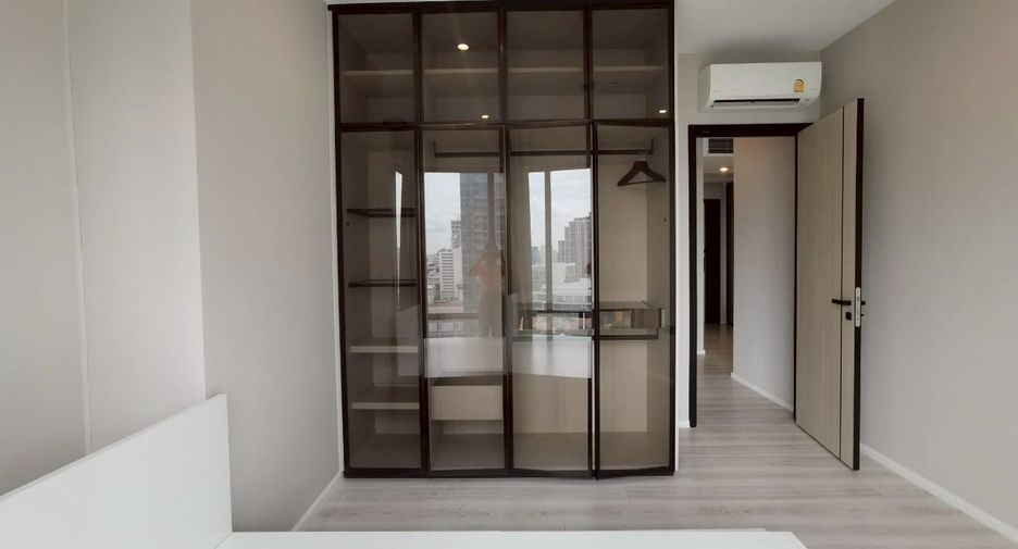 À louer et à vendre 2 chambres condo à Ratchathewi, Bangkok