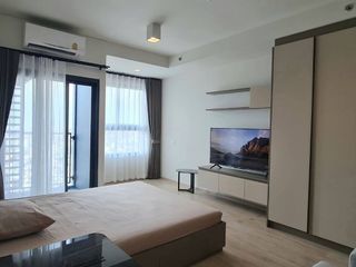 For rent 1 bed condo in Khlong San, Bangkok