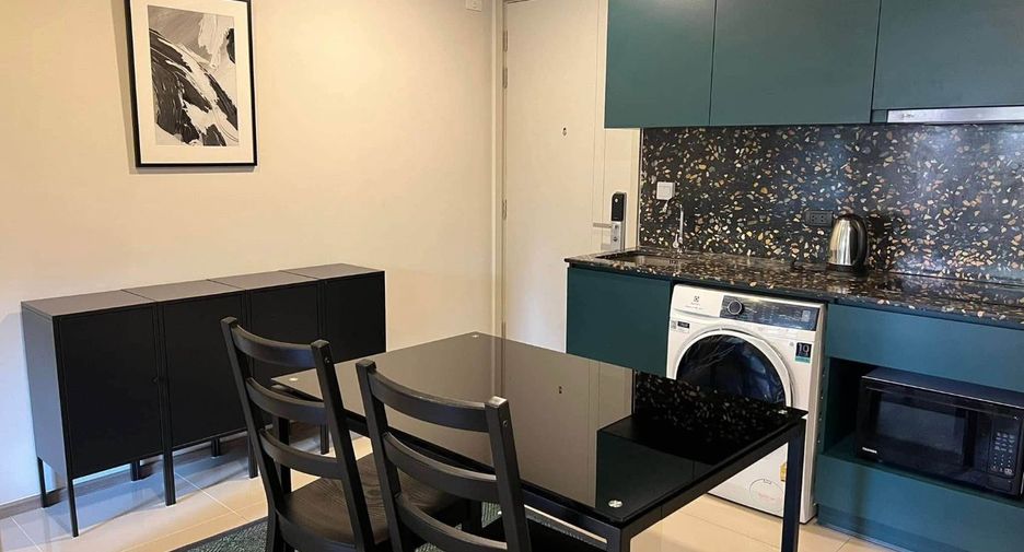 Condo en alquiler de 1 habitaciones en Khlong Toei, Bangkok