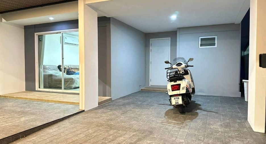 For rent 3 bedrooms house in Bang Lamung, Chonburi