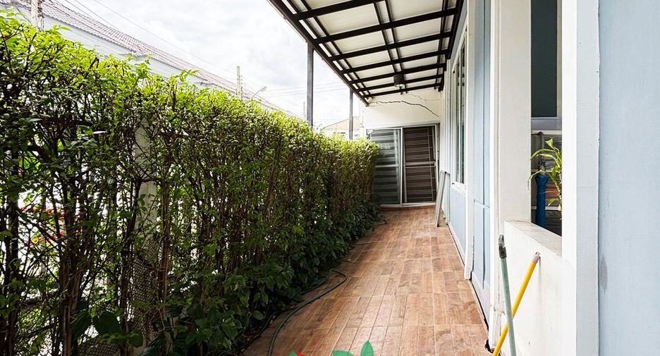 For sale 3 bedrooms townhouse in Bang Kruai, Nonthaburi