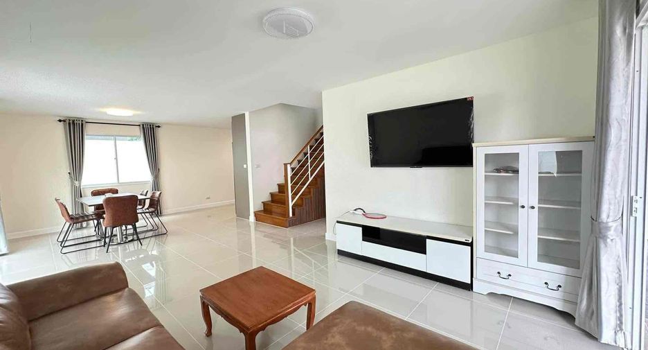 For rent 3 bedrooms house in Bang Lamung, Chonburi