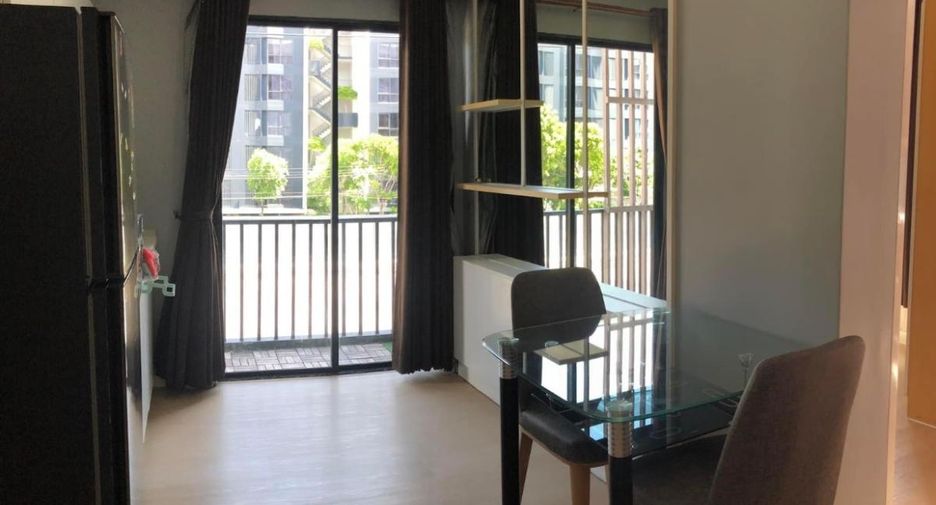 For rent 2 bedrooms condo in Bang Na, Bangkok