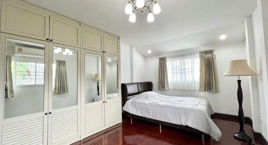 Casa en alquiler de 5 habitaciones en Mueang Chiang Mai, Chiang Mai