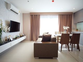 Condo en venta de 2 habitaciones en Khlong Toei, Bangkok
