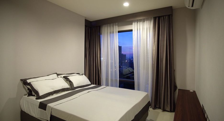 ขาย 2 ห้องนอน คอนโด ใน คลองเตย, กรุงเทพฯ