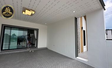 For sale 2 bedrooms house in Phanat Nikhom, Chonburi