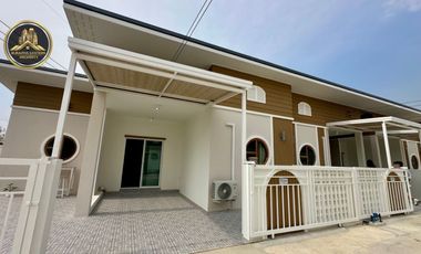 For sale 2 bedrooms house in Phanat Nikhom, Chonburi