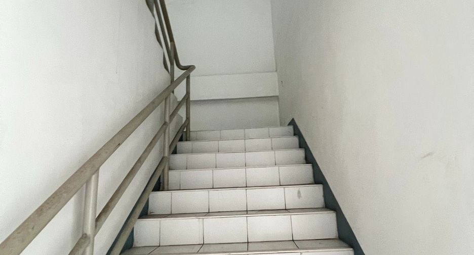 For rent and for sale warehouse in Khlong Luang, Pathum Thani