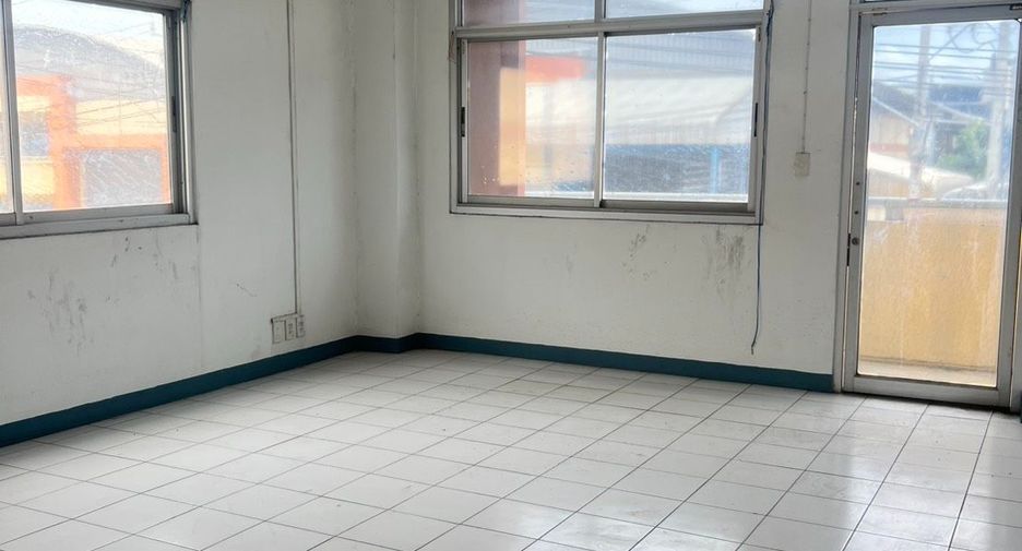 For rent and for sale warehouse in Khlong Luang, Pathum Thani