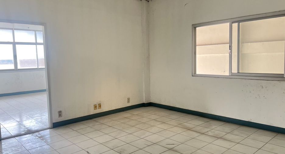 For rent and for sale warehouse in Khlong Luang, Pathum Thani
