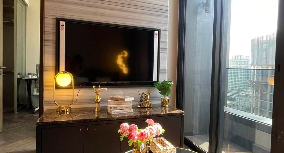 For rent 1 bed condo in Khlong Toei, Bangkok