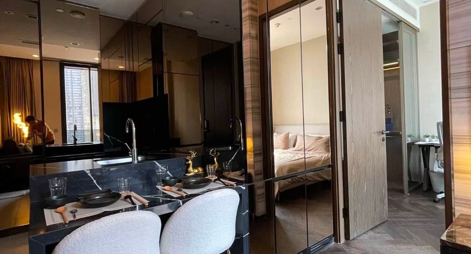 For rent 1 bed condo in Khlong Toei, Bangkok