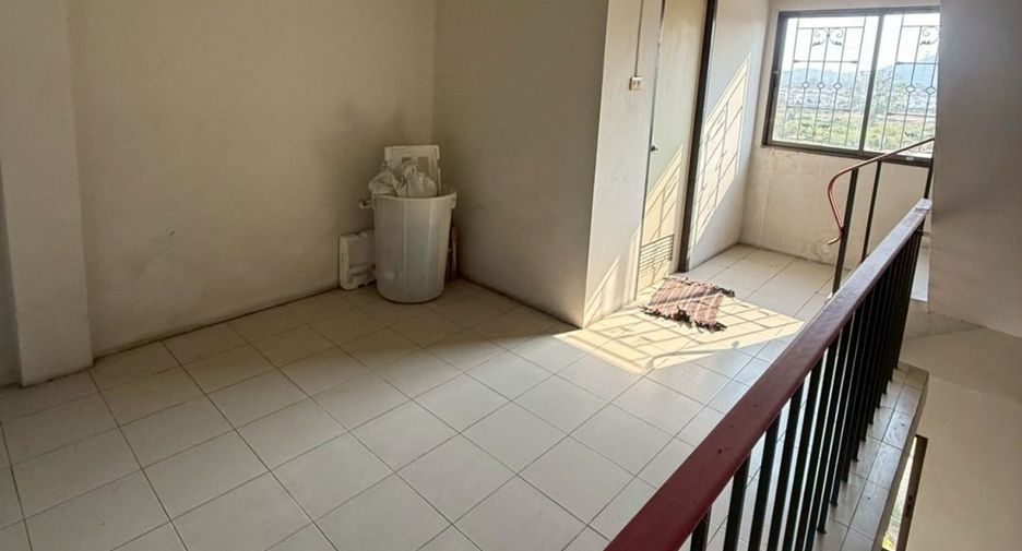 For sale 1 bed townhouse in Si Racha, Chonburi