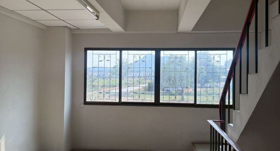 For sale 1 bed townhouse in Si Racha, Chonburi
