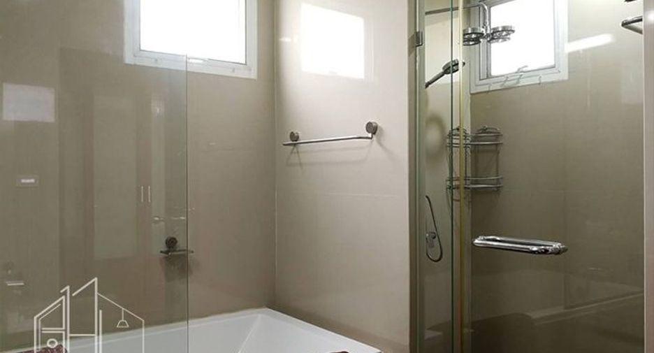Wohnung zur Miete mit 2 Zimmer in Khlong Toei, Bangkok