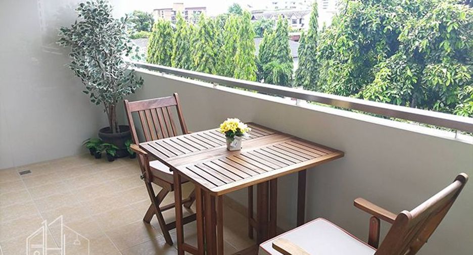 For rent 2 bedrooms condo in Watthana, Bangkok