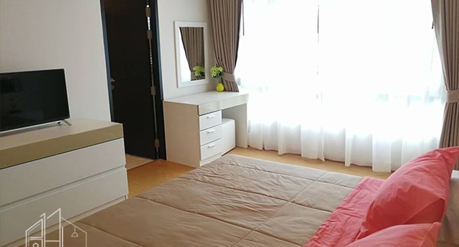 For rent 2 bedrooms condo in Watthana, Bangkok