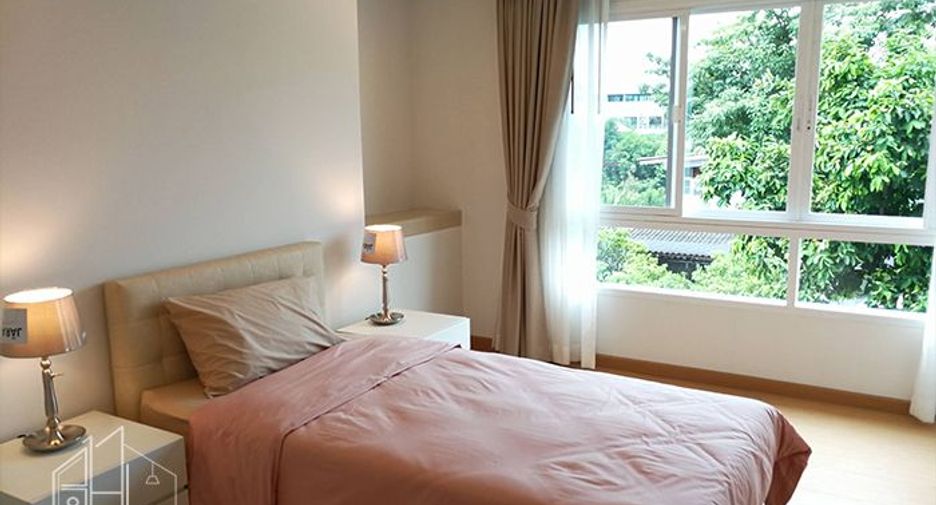 For rent 2 bedrooms condo in Watthana, Bangkok