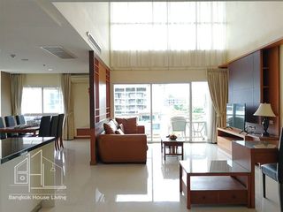 For rent 3 bedrooms condo in Khlong Toei, Bangkok