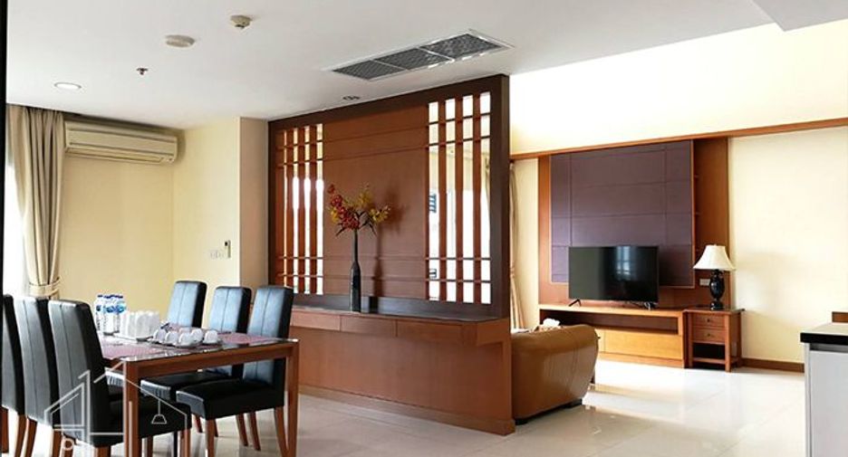 For rent 3 bedrooms condo in Khlong Toei, Bangkok