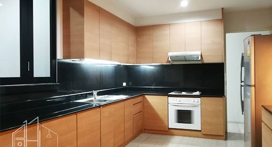 À louer 2 chambres appartement à Watthana, Bangkok
