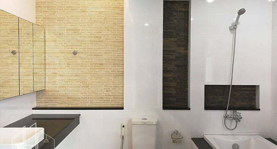 Apartment zur Miete mit 3 Zimmer in Watthana, Bangkok