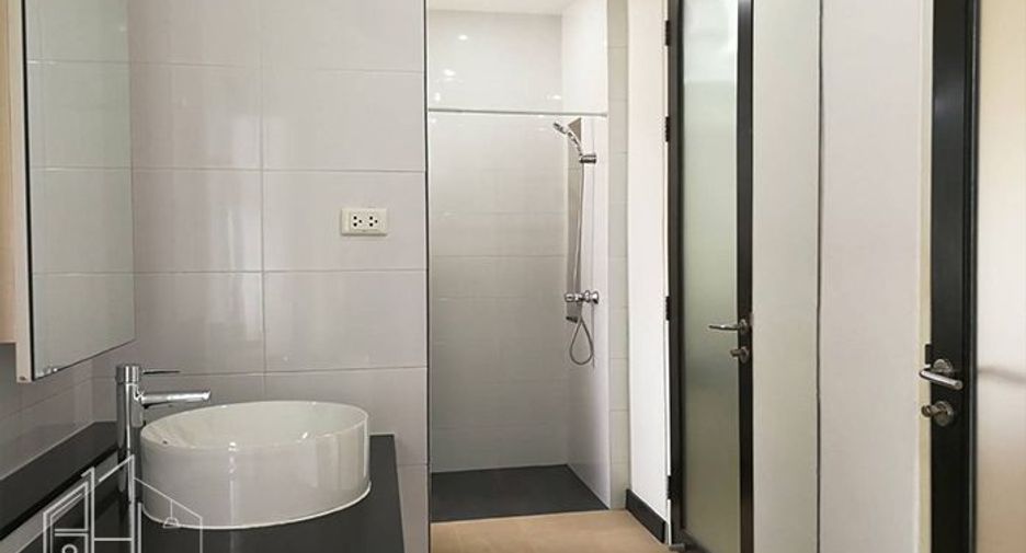 Apartment zur Miete mit 3 Zimmer in Watthana, Bangkok