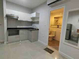 À vendre 1 chambre condo à Bang Na, Bangkok