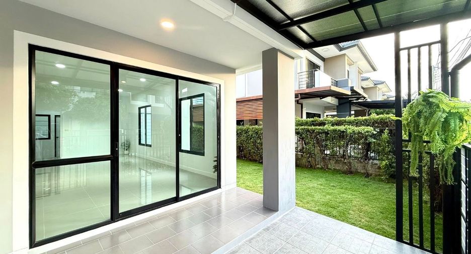 For sale 4 bedrooms house in Nong Khaem, Bangkok