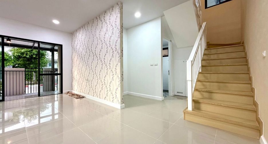 For sale 4 bedrooms house in Nong Khaem, Bangkok