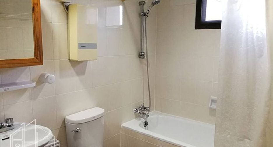 Apartamento en alquiler de 3 habitaciones en Watthana, Bangkok