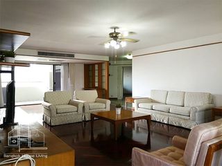 Apartment zur Miete mit 3 Zimmer in Watthana, Bangkok