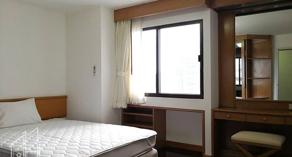 Apartamento en alquiler de 3 habitaciones en Watthana, Bangkok