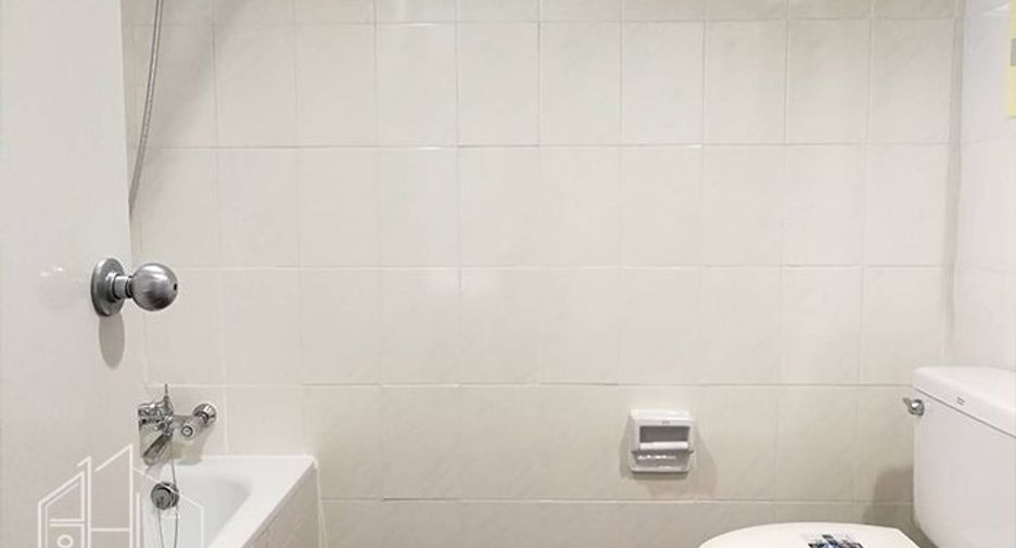 Apartamento en alquiler de 3 habitaciones en Watthana, Bangkok
