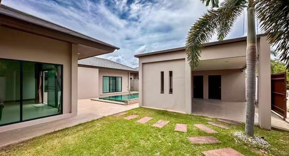 For sale 3 bedrooms house in Huay Yai, Pattaya