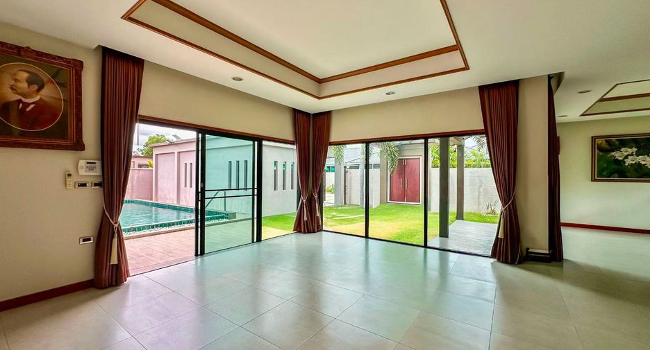 For sale 3 bedrooms house in Huay Yai, Pattaya