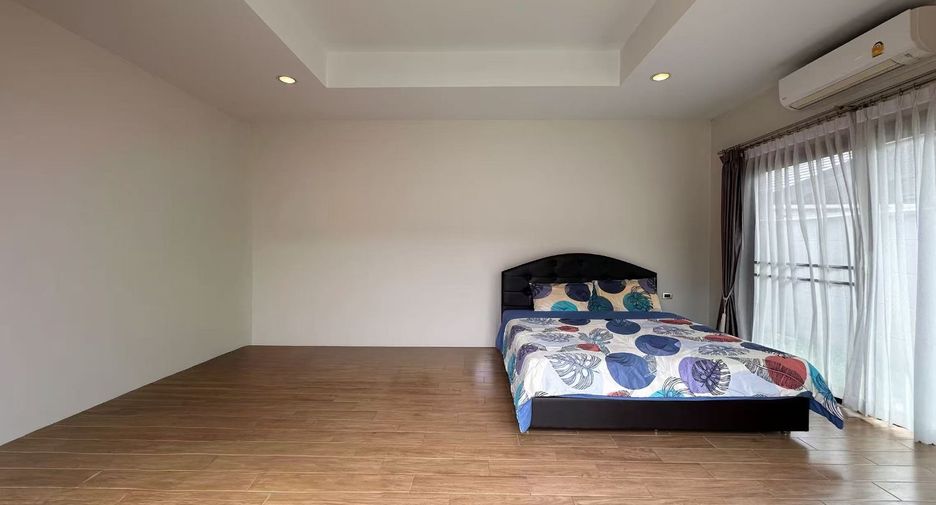 For sale 3 bedrooms house in Huay Yai, Pattaya