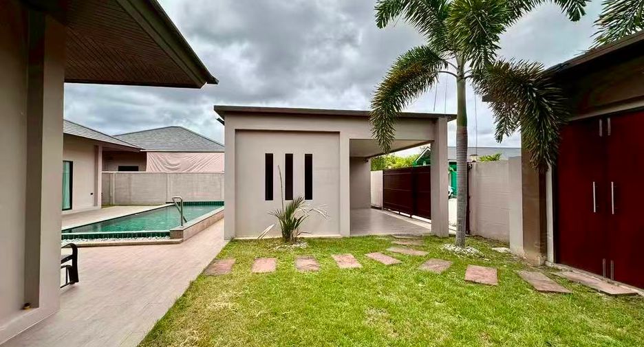 For sale 3 bedrooms house in Huay Yai, Pattaya