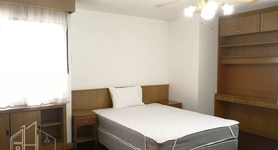 Apartamento en alquiler de 3 habitaciones en Watthana, Bangkok