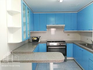 Apartment zur Miete mit 3 Zimmer in Watthana, Bangkok