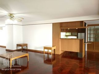 Apartment zur Miete mit 3 Zimmer in Watthana, Bangkok