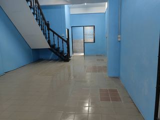 Reihenhaus zur Miete mit 2 Zimmer in Pak Kret, Nonthaburi