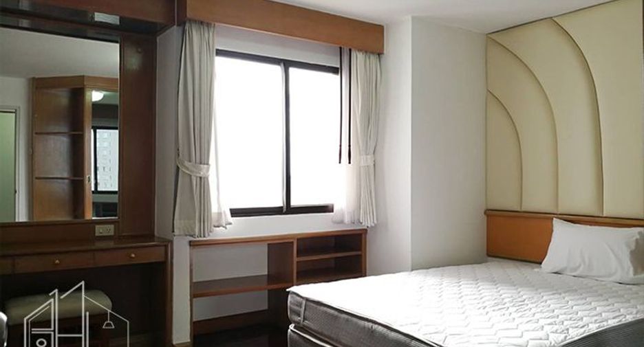 Condo en alquiler de 3 habitaciones en Watthana, Bangkok