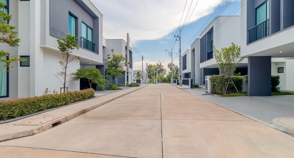 Casa en venta de 4 habitaciones en Mueang Chiang Mai, Chiang Mai