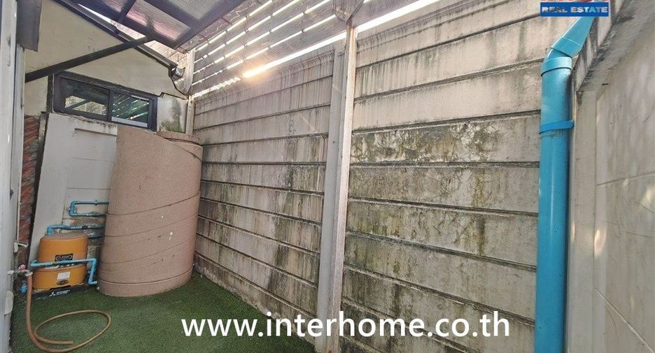 For sale 3 bedrooms townhouse in Bang Khae, Bangkok