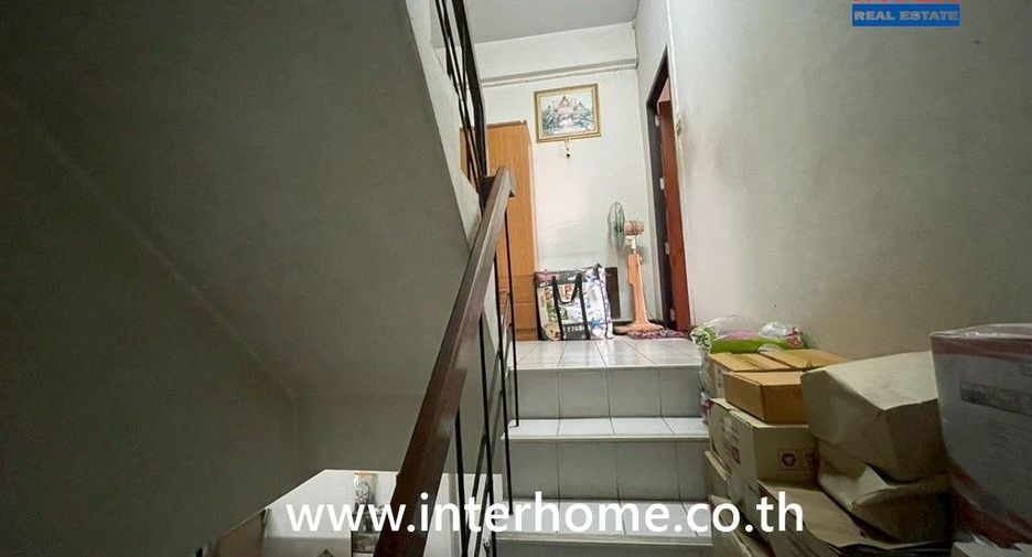 Reihenhaus zum Kauf mit 4 Zimmer in Rat Burana, Bangkok