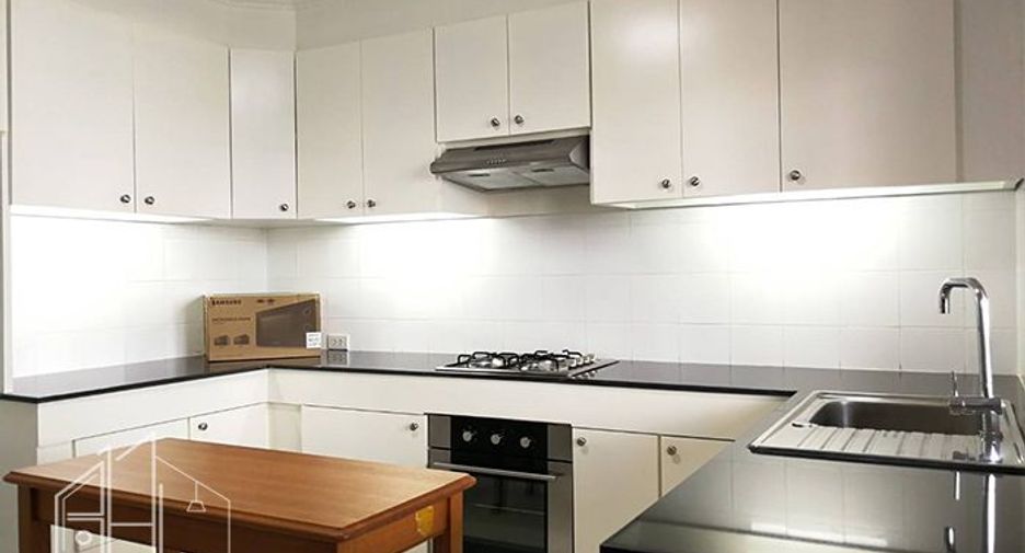 Wohnung zur Miete mit 3 Zimmer in Watthana, Bangkok