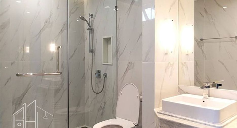 Wohnung zur Miete mit 3 Zimmer in Watthana, Bangkok